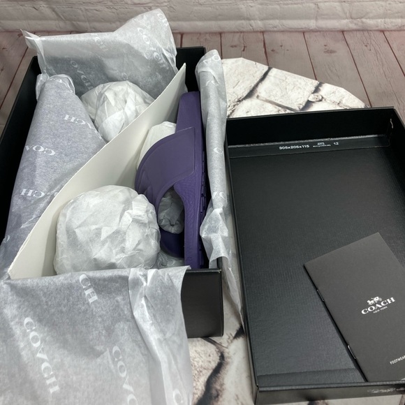 COACH ULLA Slip on Rubber slides Unisex new in box Size 9 - Picture 14 of 16